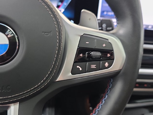 Certified 2025 BMW X7 M60i AWD/4WD image 14