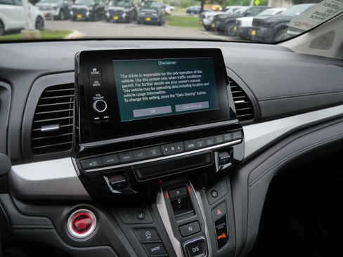 Used 2025 Honda Odyssey EX-L image 22