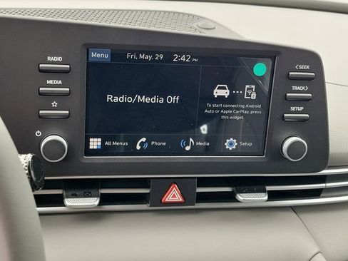 New 2026 Hyundai Elantra Sport FWD image 11