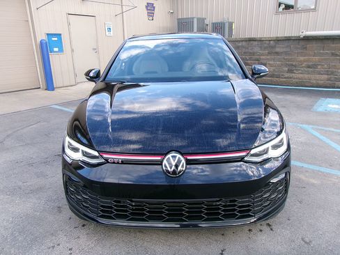 Used 2024 Volkswagen GTI Autobahn image 2