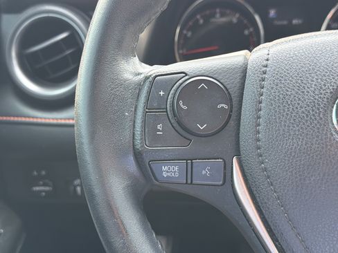 Used 2018 Toyota RAV4 SE w/ Power Extra Value Package FWD image 14