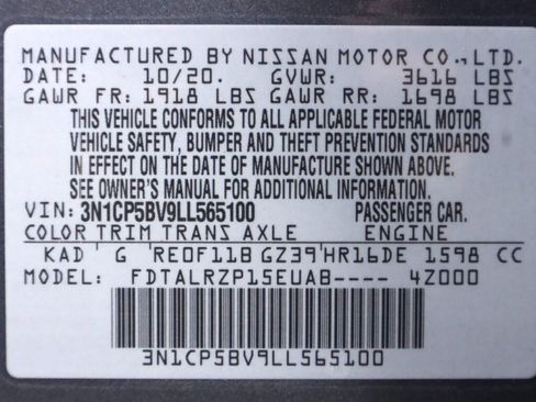 Used 2020 Nissan Kicks S image 39