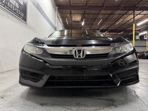 Used 2018 Honda Civic LX image 5