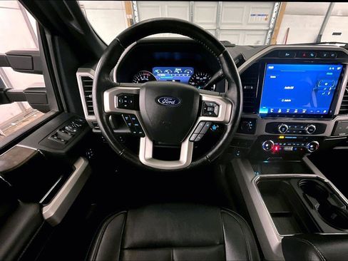 Used 2022 Ford F250 Lariat w/ Tremor Off-Road Package image 5