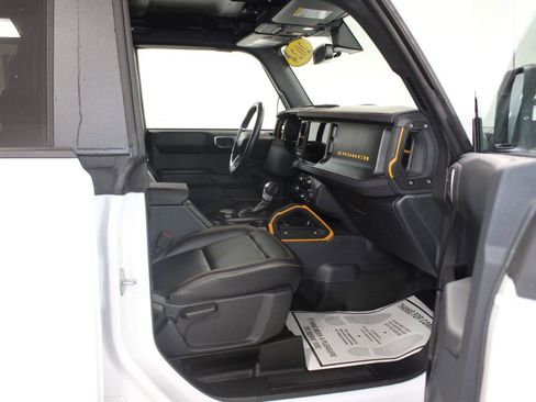 Used 2024 Ford Bronco Badlands image 29