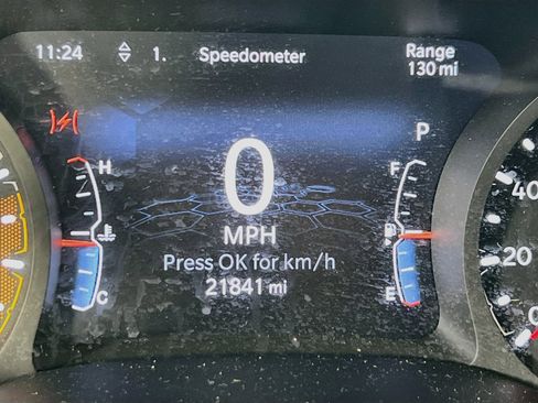 Used 2022 Jeep Compass Latitude w/ Sun and Sound Group AWD/4WD image 12