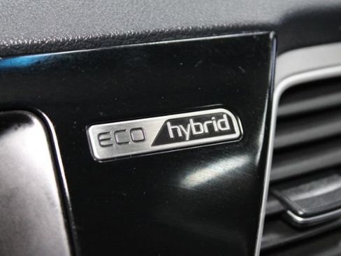 Used 2018 Kia Niro LX FWD image 14