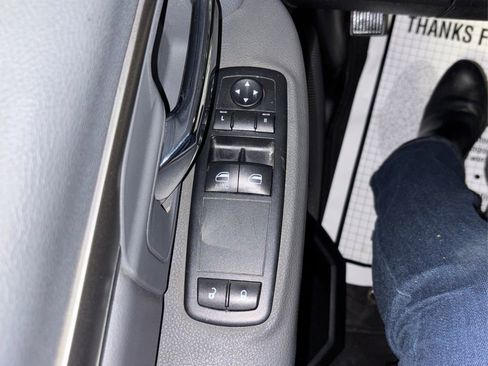 Used 2014 RAM 1500 Express image 30