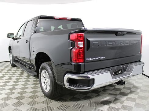 Used 2025 Chevrolet Silverado 1500 LT RWD image 40