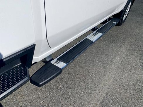 Used 2024 Chevrolet Silverado 2500 LT image 19