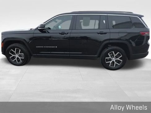 Used 2024 Jeep Grand Cherokee L Limited w/ Luxury Tech Group II image 15