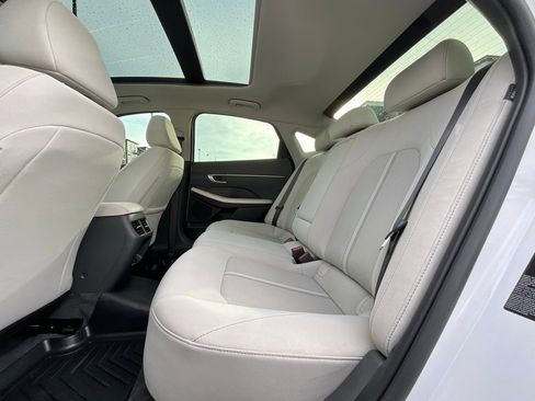 Used 2021 Hyundai Sonata SEL w/ Convenience Package image 13