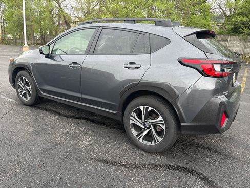 Used 2024 Subaru Crosstrek 2.0i Premium AWD/4WD image 4