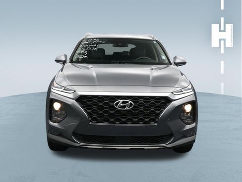 Used 2019 Hyundai Santa Fe SEL FWD image 2