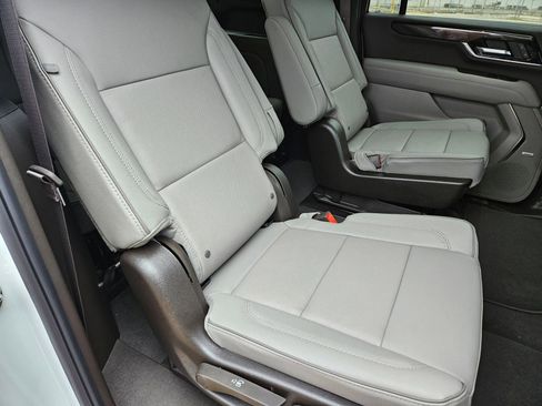 New 2026 GMC Yukon XL Elevation image 29