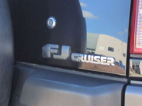 Used 2010 Toyota FJ Cruiser 4WD image 13