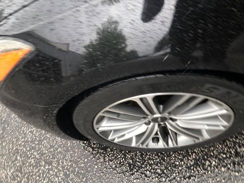 Used 2018 Genesis G80 3.8 AWD/4WD image 12