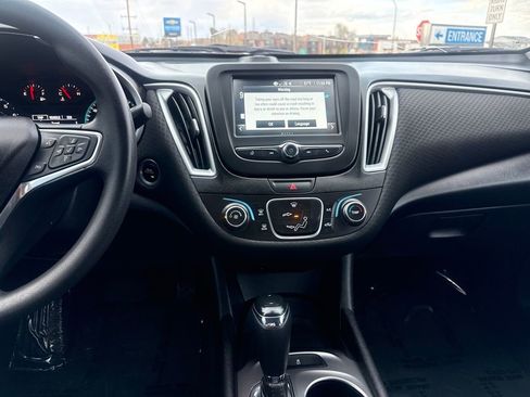 Used 2018 Chevrolet Malibu LS w/ LPO, Convenience Package 1 image 17