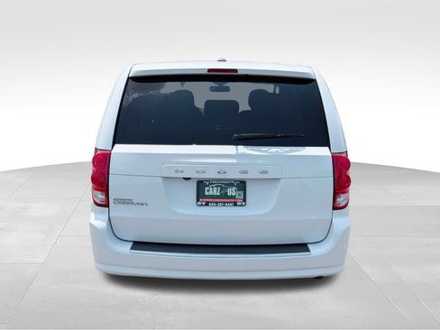 Used 2019 Dodge Grand Caravan SE w/ UConnect Hands-Free Group FWD image 6