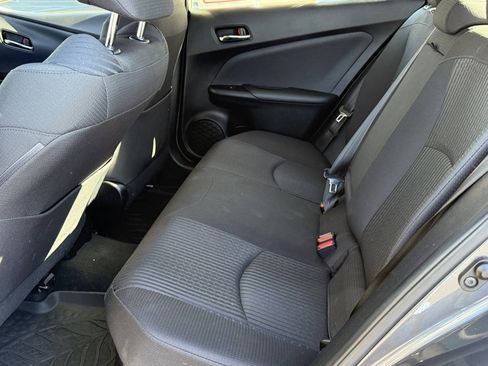 Used 2016 Toyota Prius Three image 30