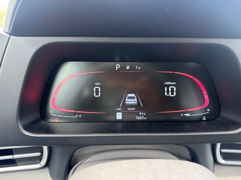 Certified 2025 Hyundai Elantra Sport FWD image 16