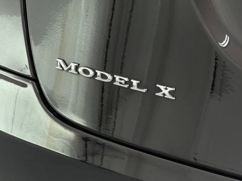 Used 2019 Tesla Model X 75D AWD/4WD image 25