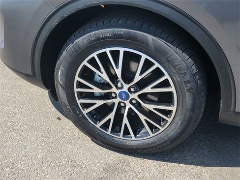 Used 2022 Ford Escape SEL w/ Technology Package image 5