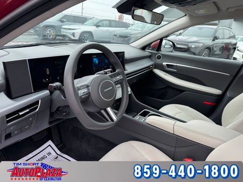 Used 2025 Hyundai Sonata SEL image 3