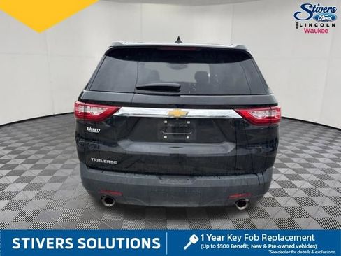 Used 2020 Chevrolet Traverse LS image 6