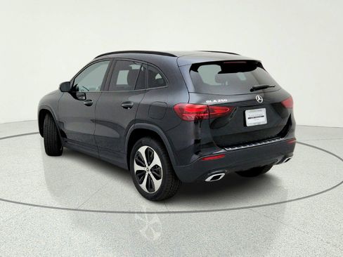 New 2026 Mercedes-Benz GLA 250 image 12