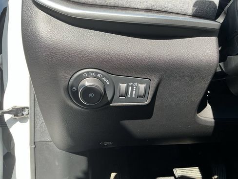 Used 2022 Jeep Compass Latitude AWD/4WD image 15