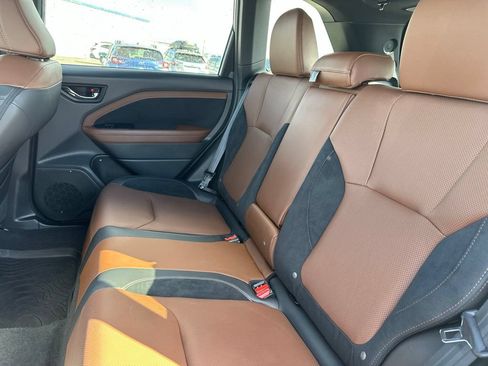 Certified 2025 Subaru Forester Limited AWD/4WD image 21