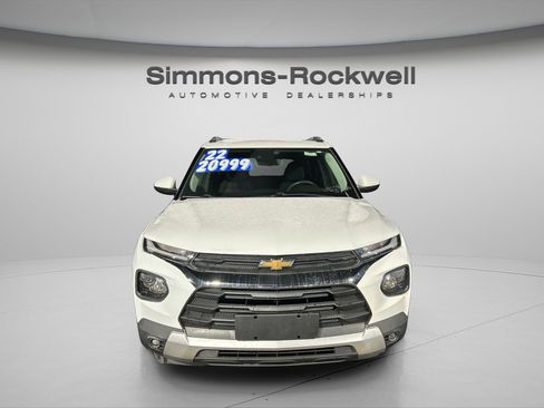 Used 2022 Chevrolet TrailBlazer LT image 1
