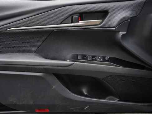 Used 2025 Toyota Camry SE w/ Multimedia Upgrade Package image 35