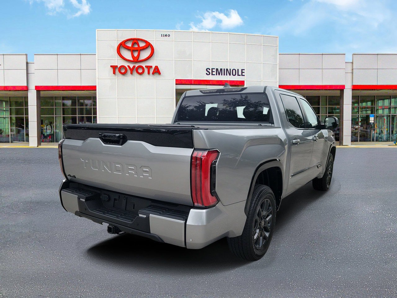 Used 2026 Toyota Tundra Platinum AWD/4WD image 3