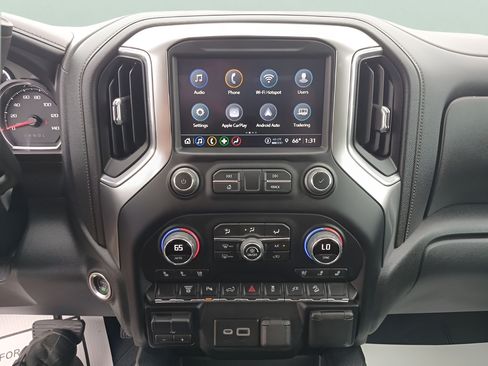 Used 2022 Chevrolet Silverado 2500 LTZ w/ LTZ Plus Package AWD/4WD image 12
