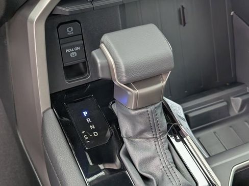 New 2026 Toyota Tundra Limited AWD/4WD image 18