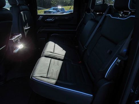 New 2026 GMC Sierra 1500 AT4X image 18