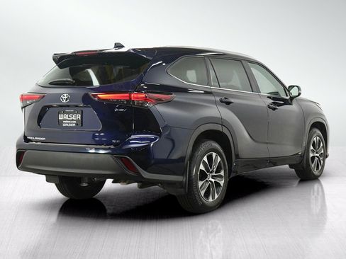 Used 2026 Toyota Highlander XLE AWD/4WD image 5