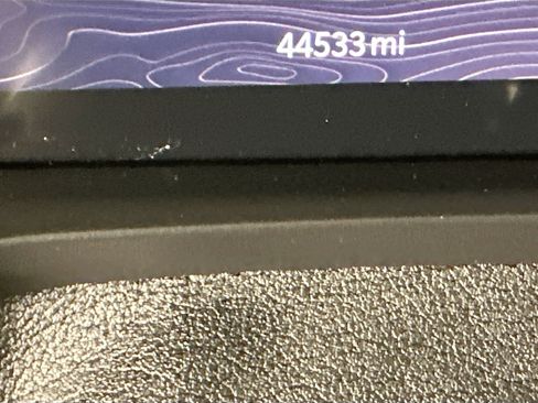 Used 2023 Jeep Grand Cherokee L Limited w/ Black Appearance Package image 19