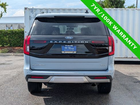 Certified 2025 Ford Expedition Max Platinum w/ Driver's Package AWD/4WD image 5