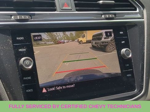 Used 2023 Volkswagen Tiguan SEL R-Line image 32