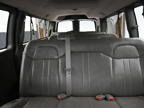 Used 2014 Chevrolet Express 3500 LS RWD image 25