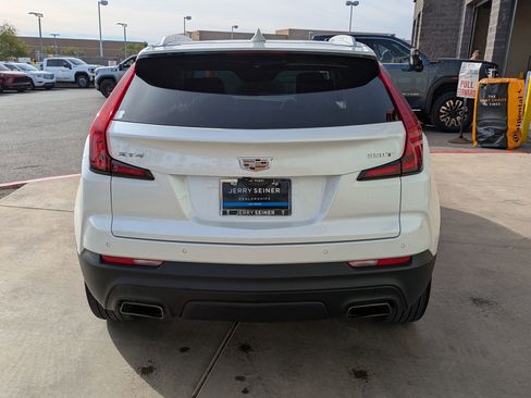 Used 2023 Cadillac XT4 Luxury w/ Driver Awareness Package image 4