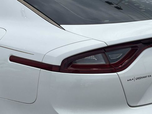 Used 2021 Kia Stinger GT-Line RWD image 10
