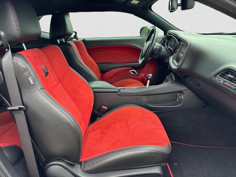 Used 2021 Dodge Challenger R/T Scat Pack RWD image 15