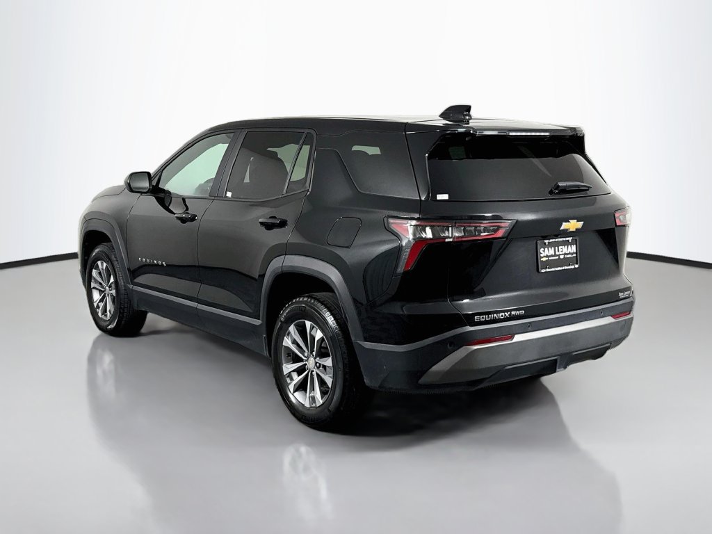 Used 2025 Chevrolet Equinox LT AWD/4WD image 5