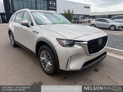 Used 2025 MAZDA CX-90 3.3 Turbo w/ Preferred Package image 4