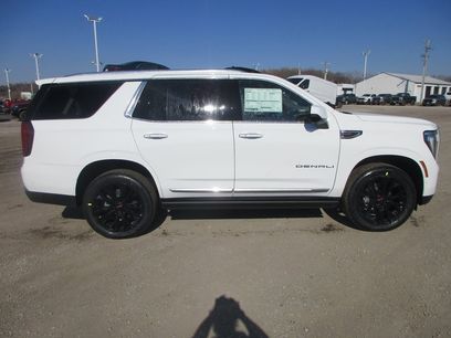New 2026 GMC Yukon Denali w/ Sun & Power Step Package