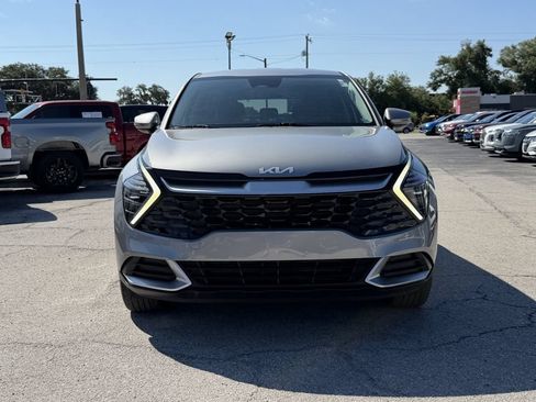 Certified 2024 Kia Sportage EX FWD image 3